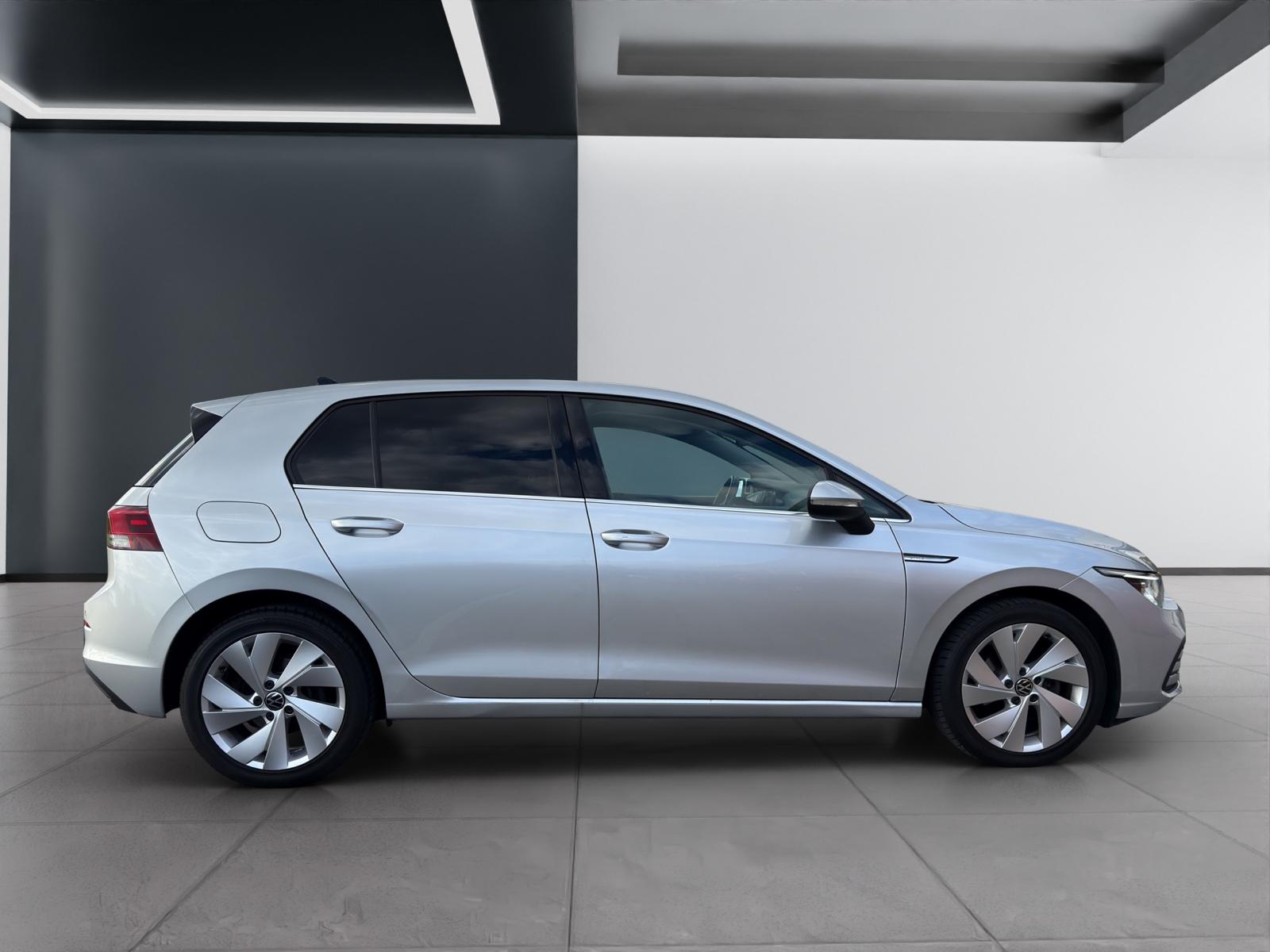 VW Golf 2.0 TDI Style DSG-image-6
