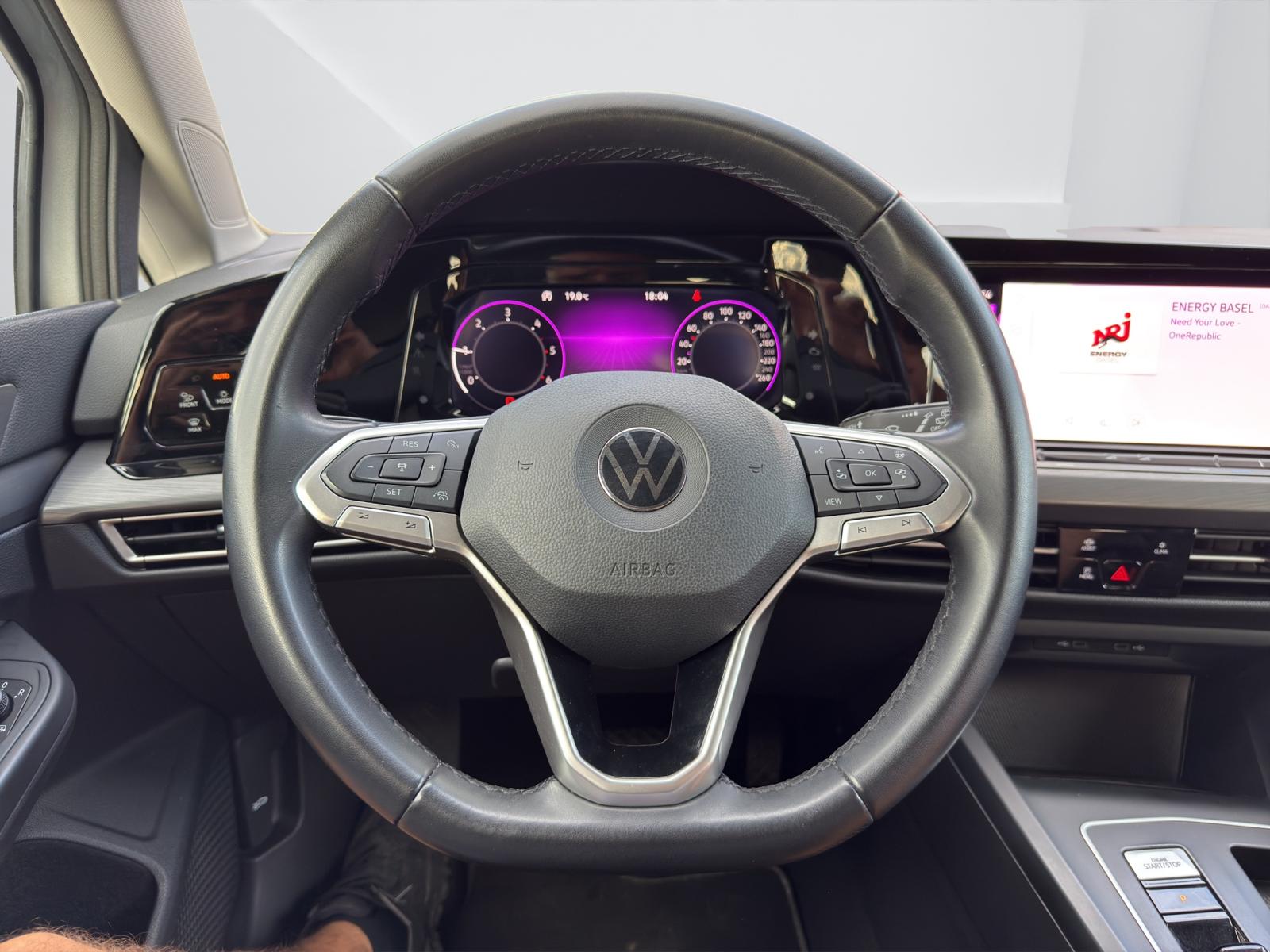 VW Golf 2.0 TDI Style DSG-image-8