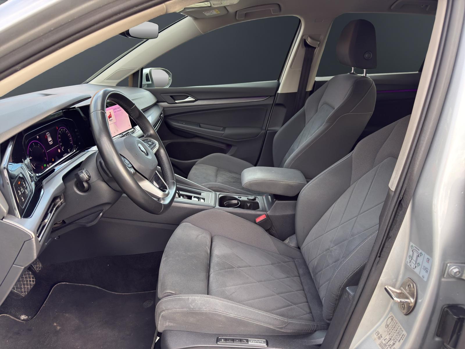 VW Golf 2.0 TDI Style DSG-image-9