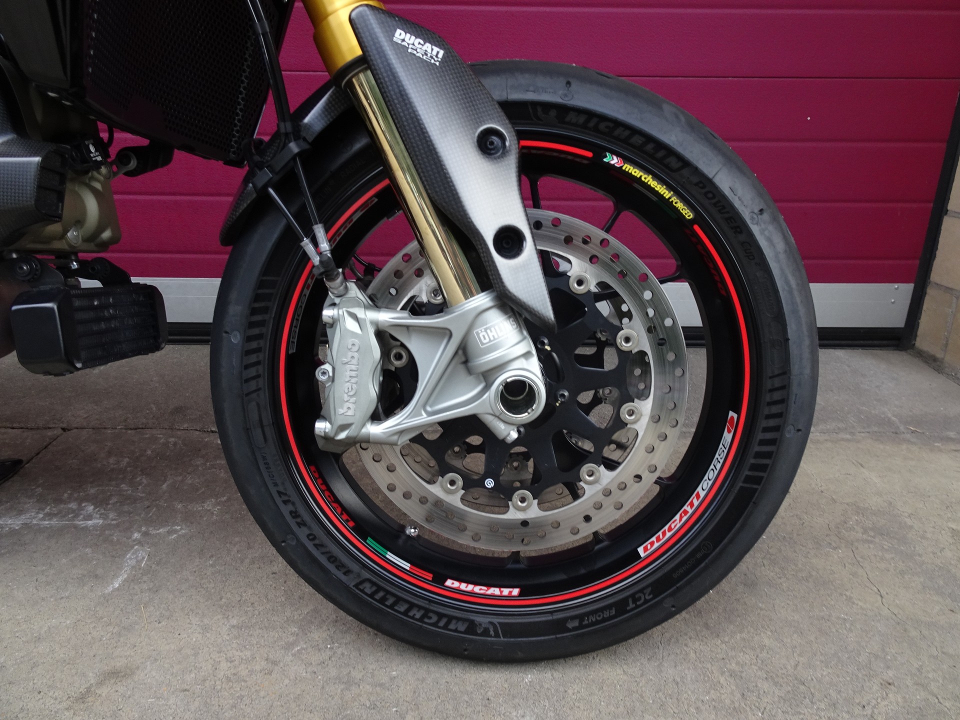 DUCATI Hypermotard 950 SP-showroom-element-1