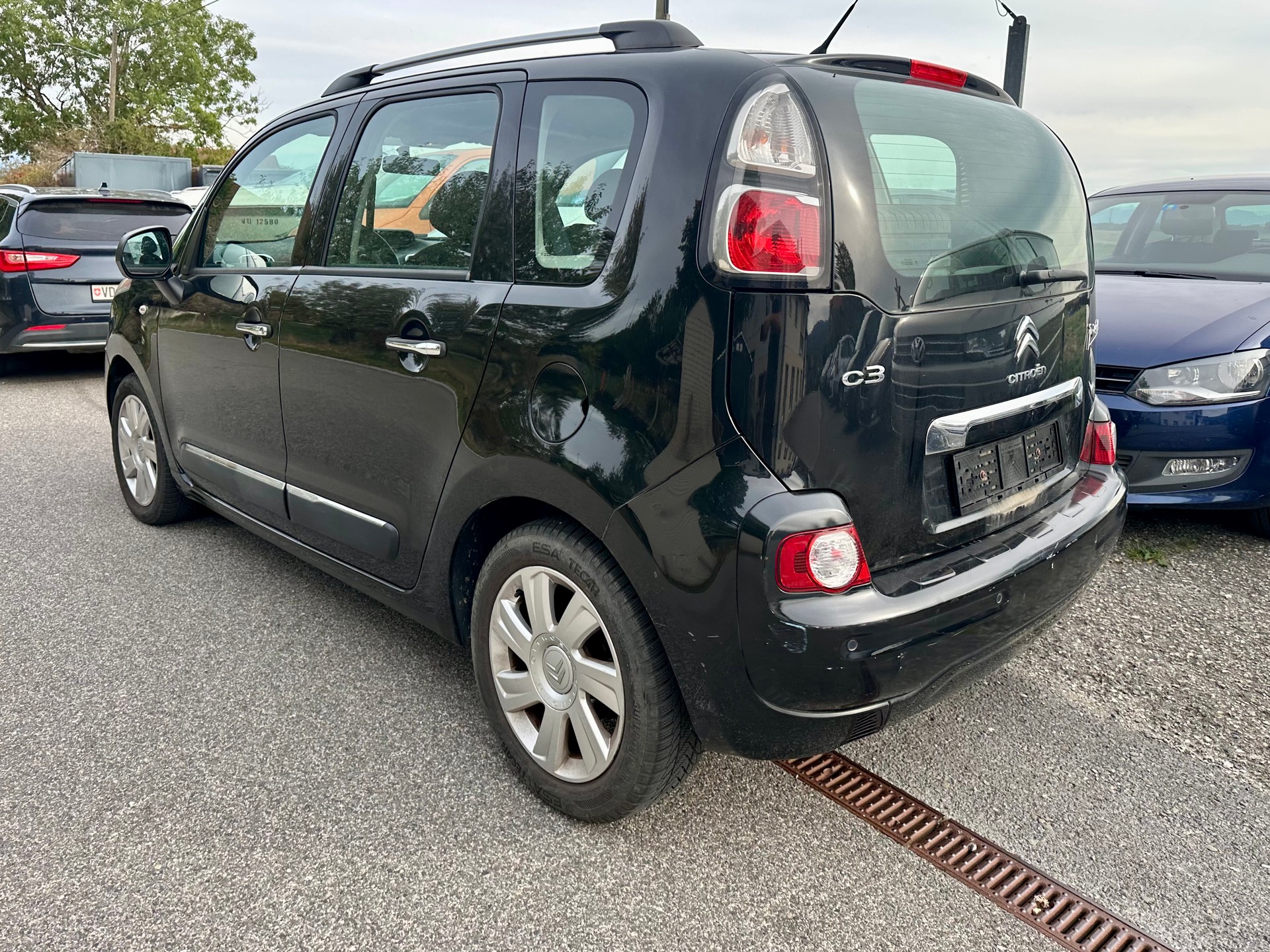 CITROEN C3 Picasso 1.2 Pure Tech Attraction-image-3