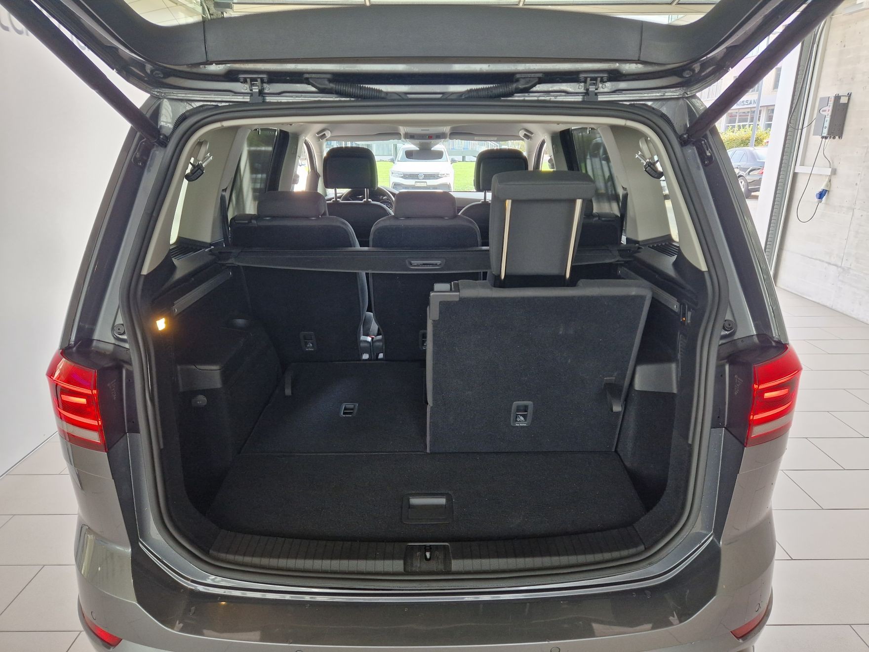 VW Touran 1.5 TSI EVO Highline DSG-image-6