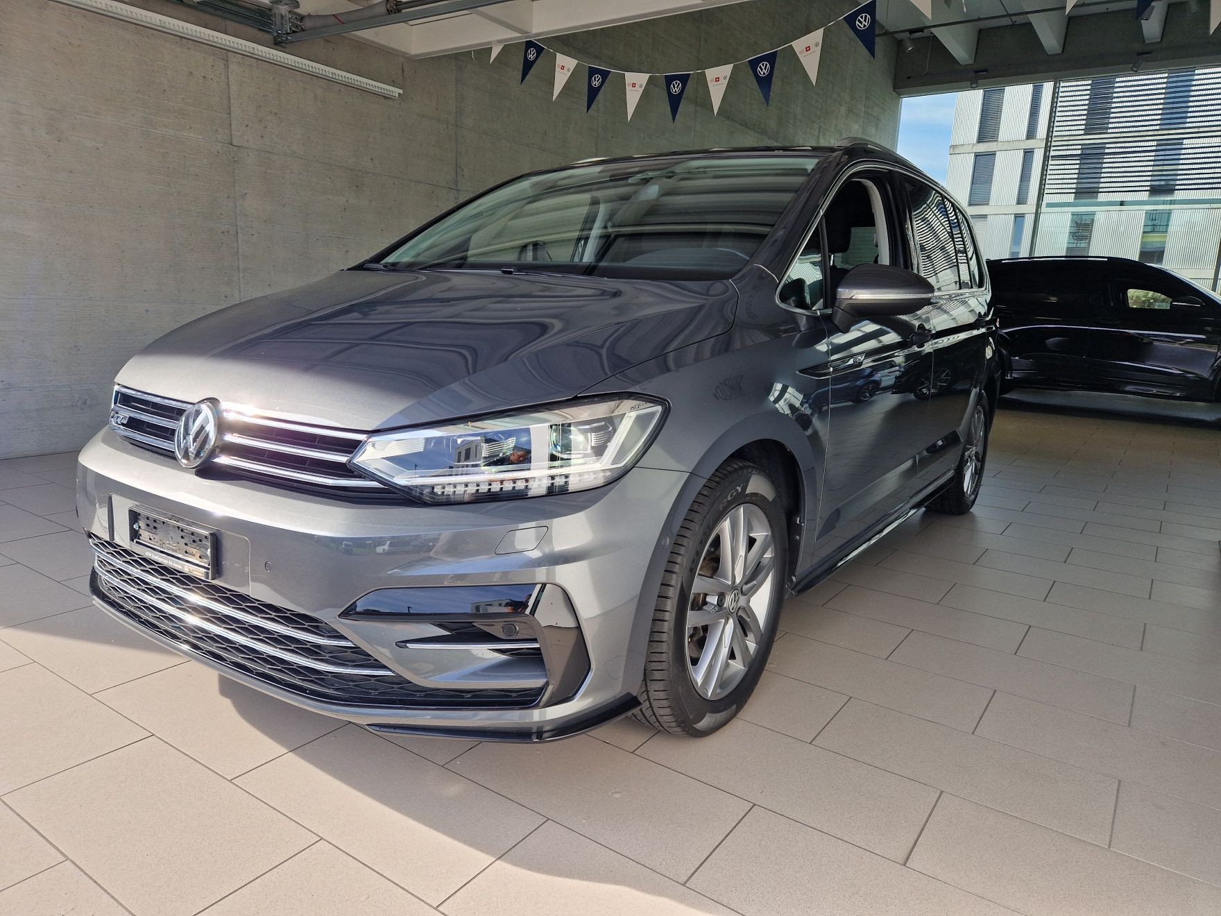 VW Touran 1.5 TSI EVO Highline DSG-image-2