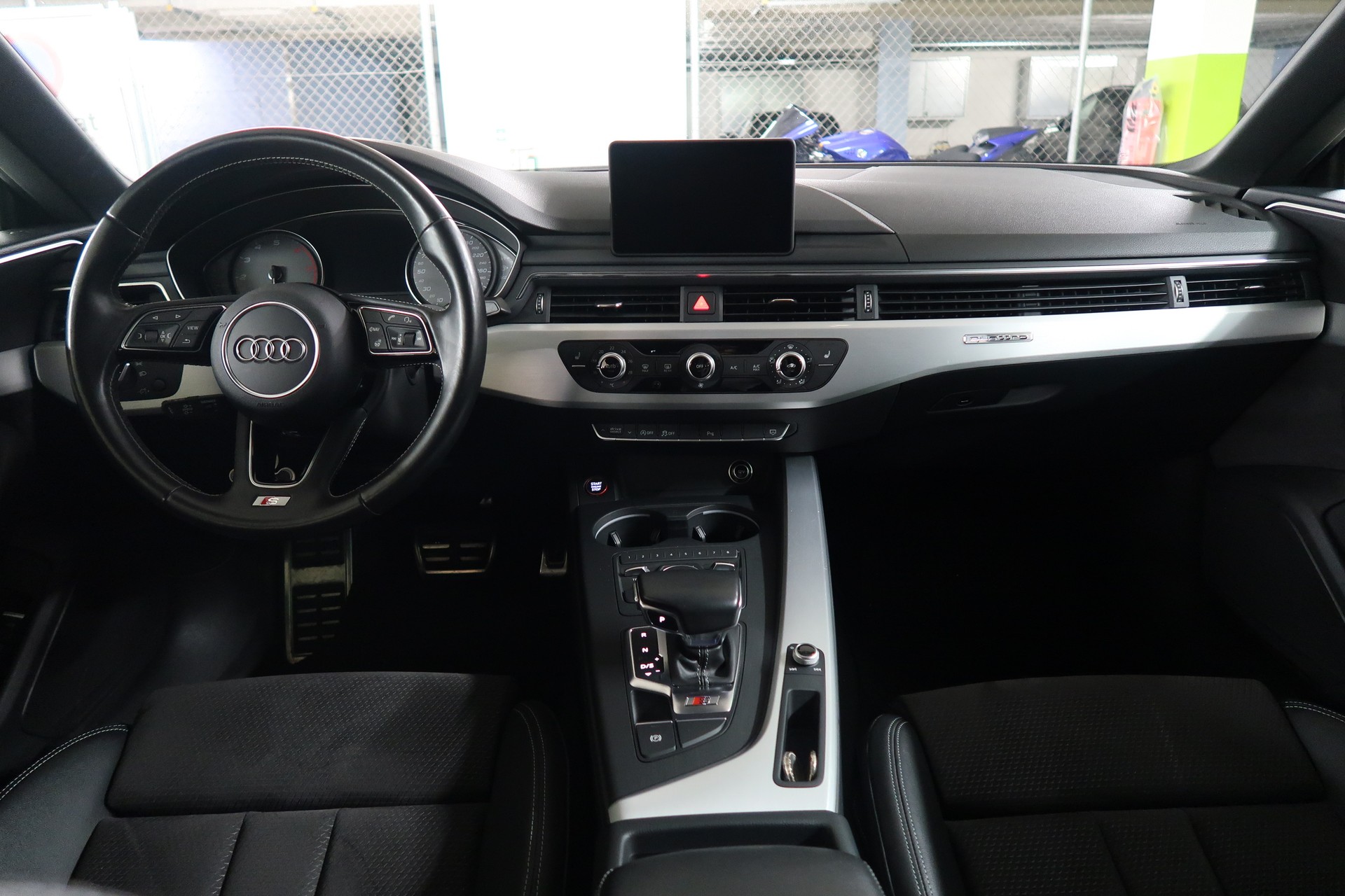AUDI 3.0 V6 TFSI quattro T-Tronic-image-5