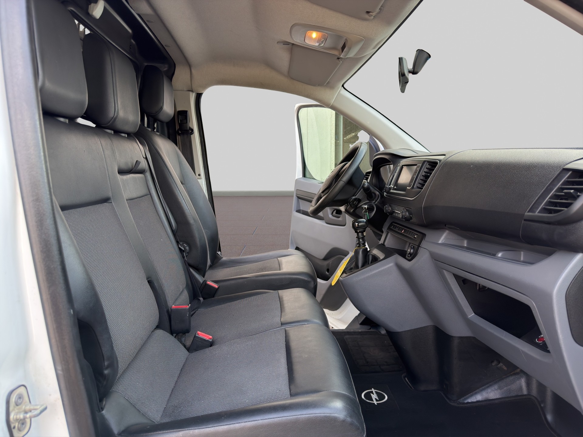 OPEL Vivaro Cargo 2.0 CDTI Essentia s/s S EH-image-11