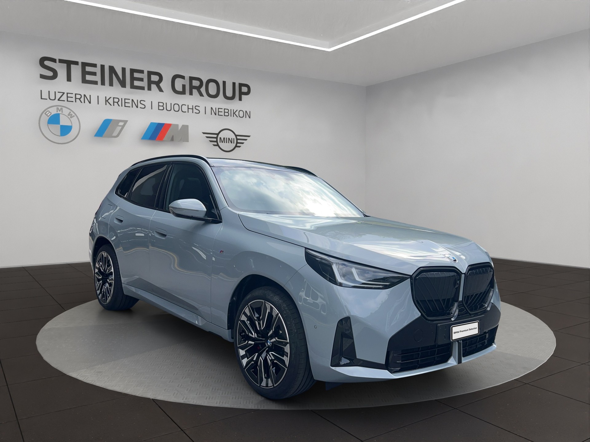 BMW X3 xDrive 30e M Sport Pro-showroom-element-2