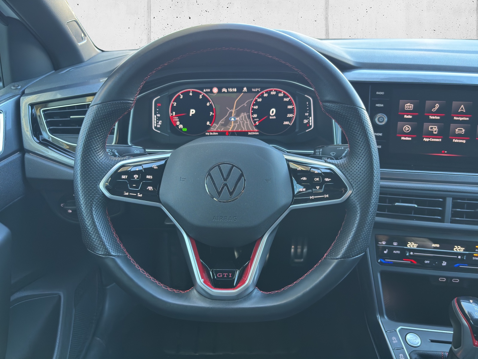 VW Polo 2.0 TSI GTI DSG mit Navi, Rückfahrkamera & Winterräder-image-10