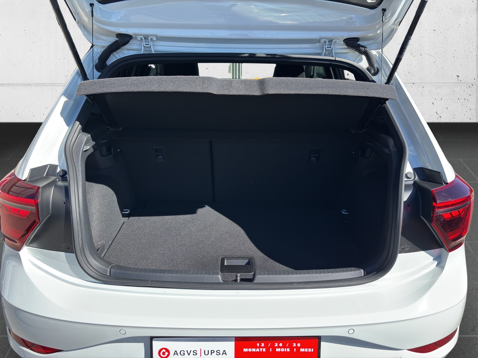 VW Polo 2.0 TSI GTI DSG mit Navi, Rückfahrkamera & Winterräder-image-7