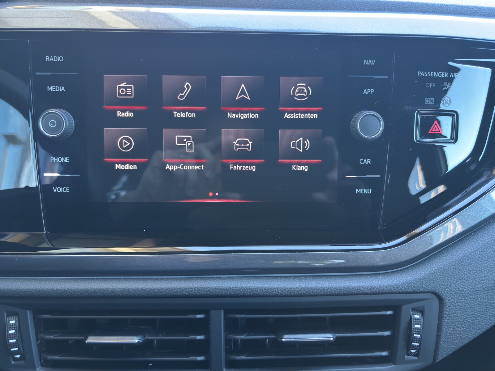 VW Polo 2.0 TSI GTI DSG mit Navi, Rückfahrkamera & Winterräder-image-13