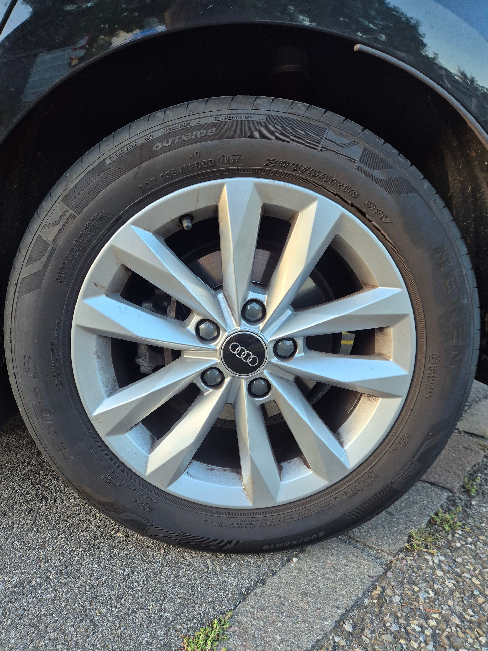 AUDI 1.5 35 TFSI Attraction S-Tronic-image-12