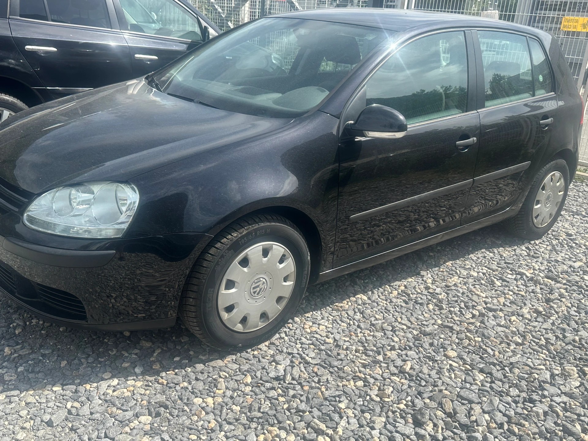 VW Golf 1.9 TDI Sportline-image-12
