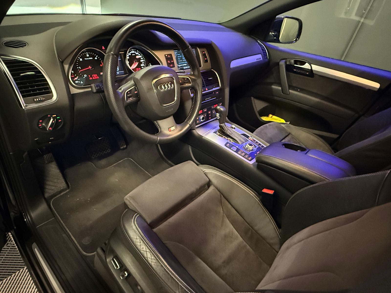 AUDI Q7 4.2 TDI quattro tiptronic-image-1