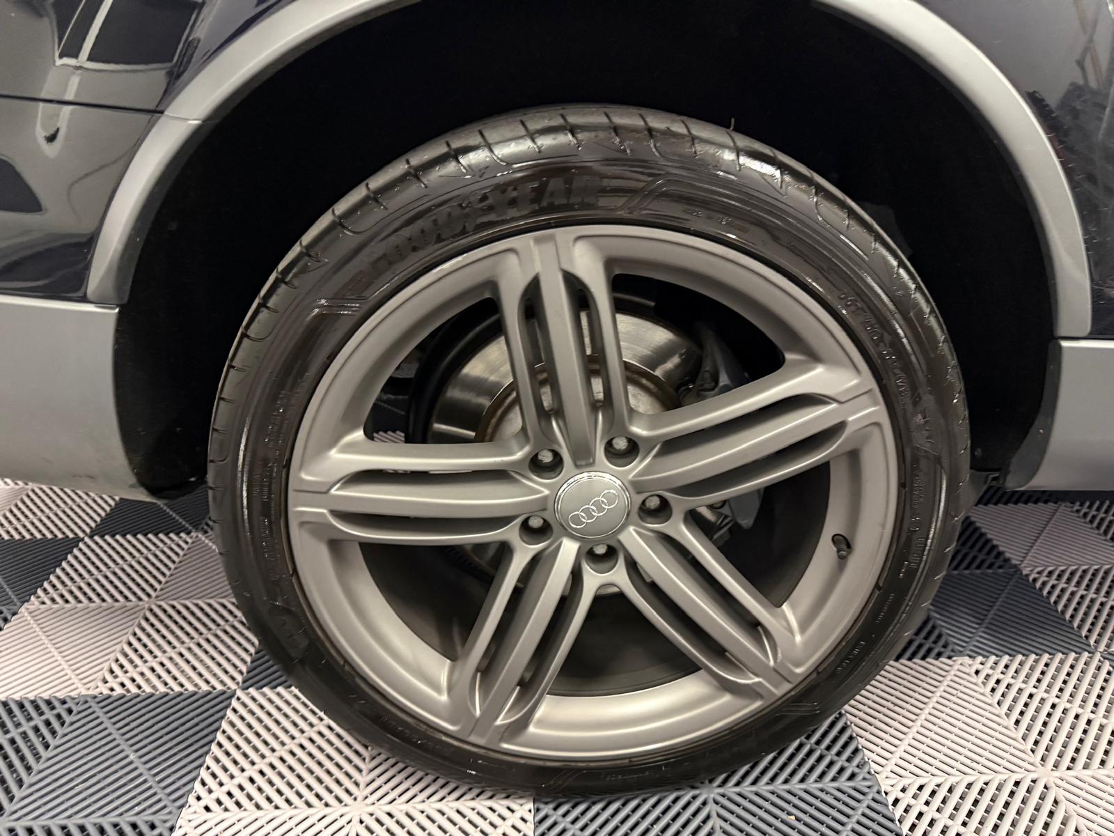 AUDI Q7 4.2 TDI quattro tiptronic-image-30