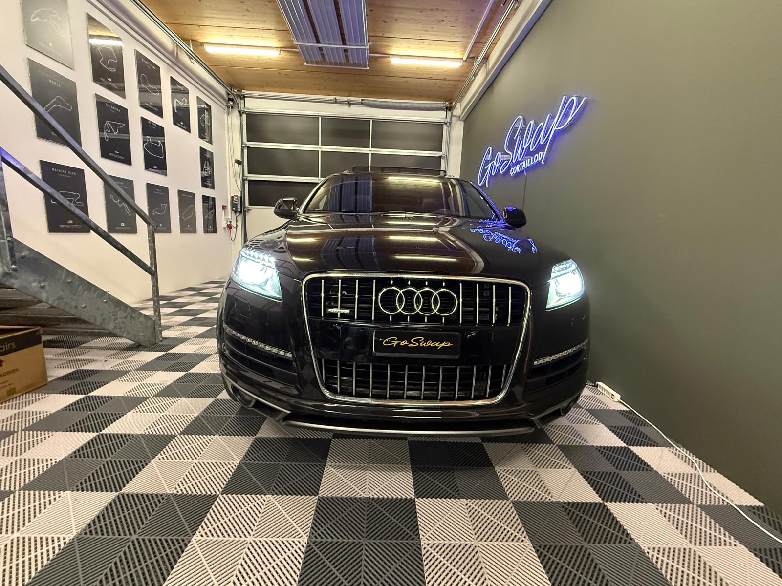 AUDI Q7 4.2 TDI quattro tiptronic-image-6