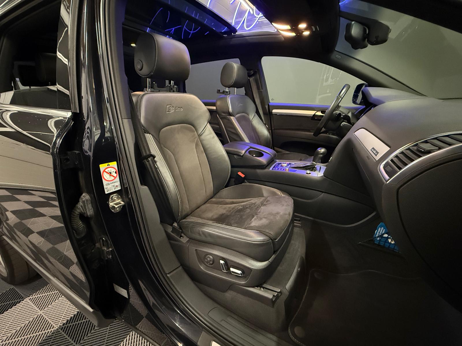 AUDI Q7 4.2 TDI quattro tiptronic-image-9