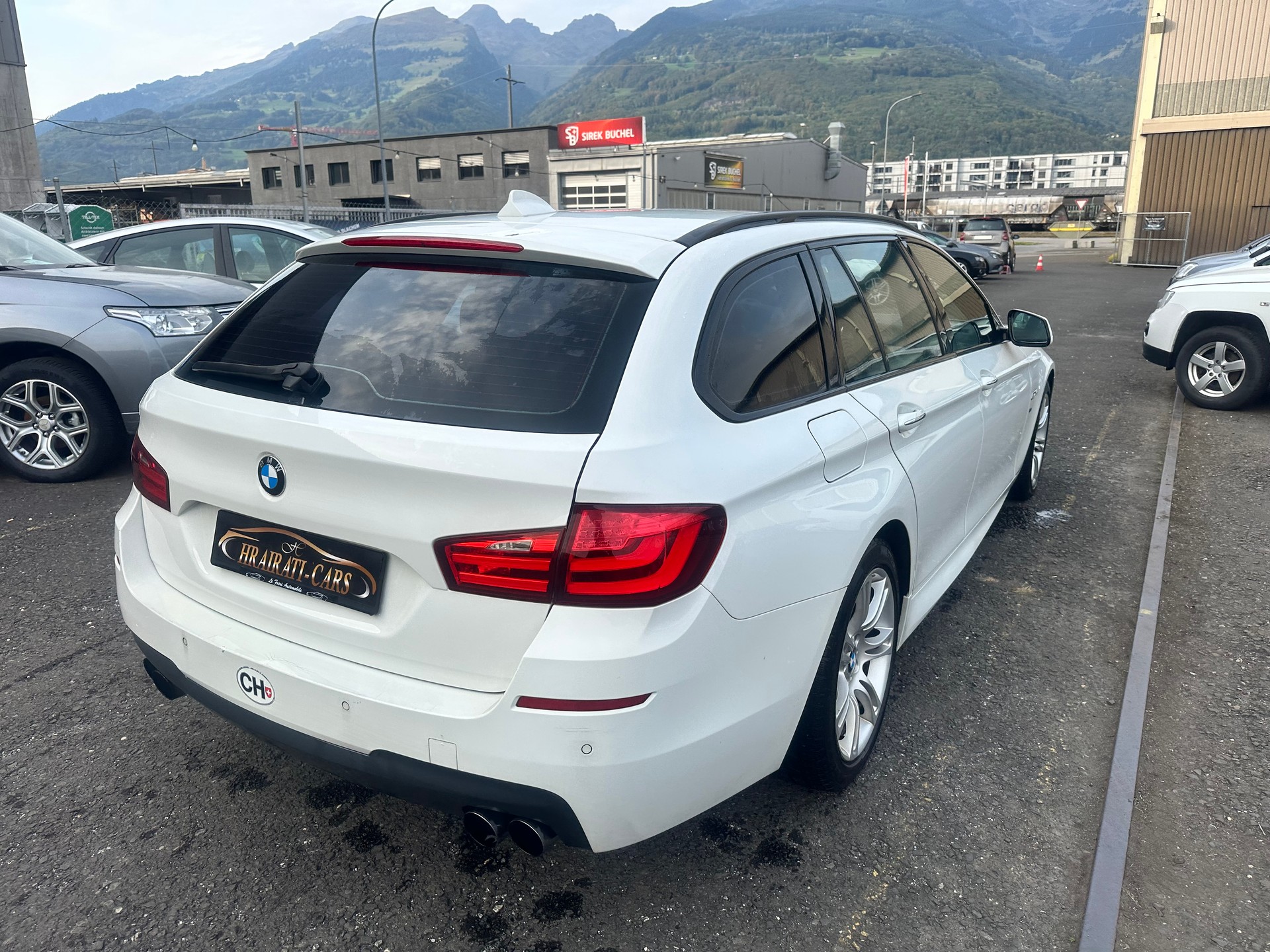 BMW 528i xDrive Touring Steptronic-image-8