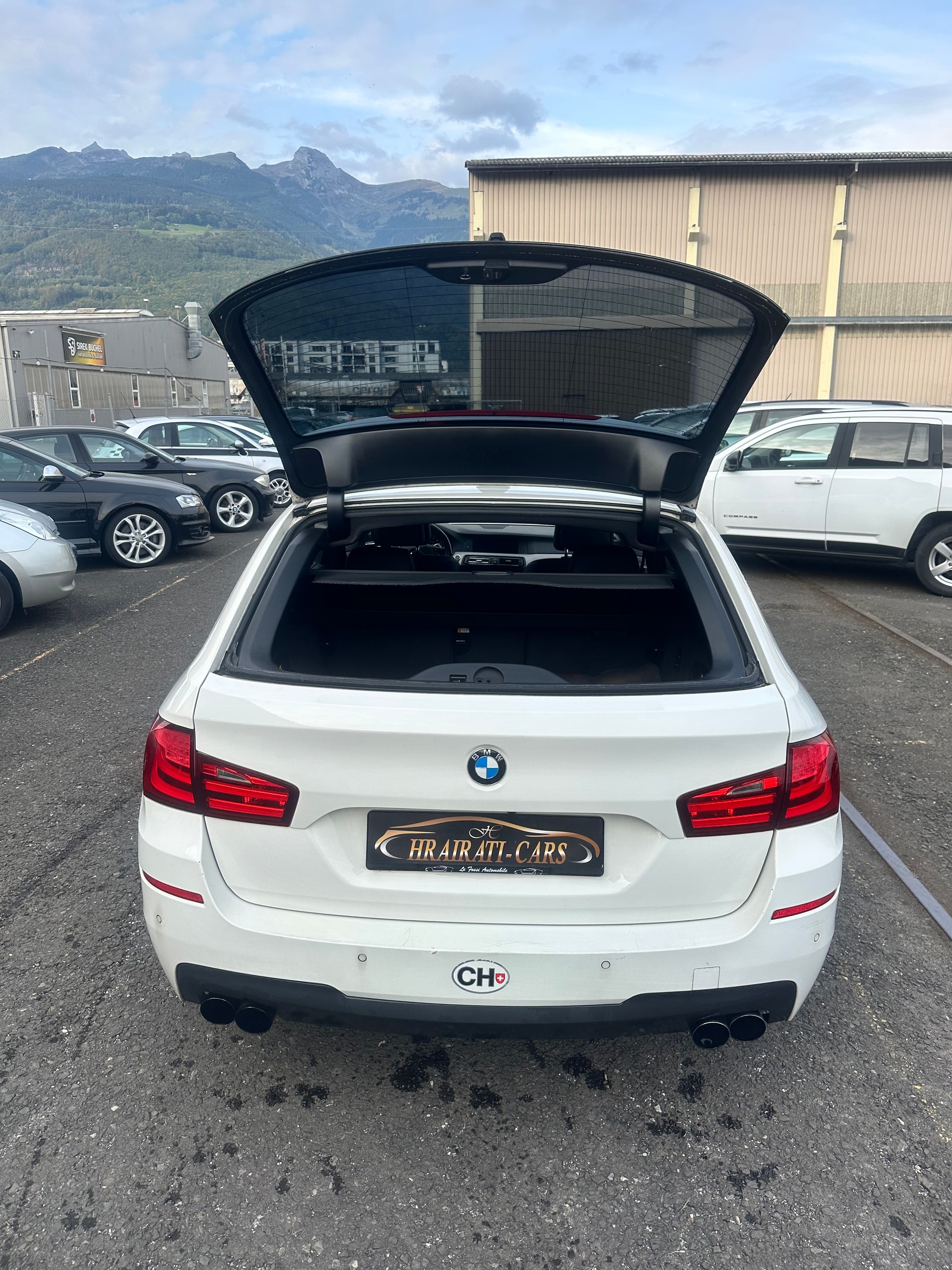 BMW 528i xDrive Touring Steptronic-image-7