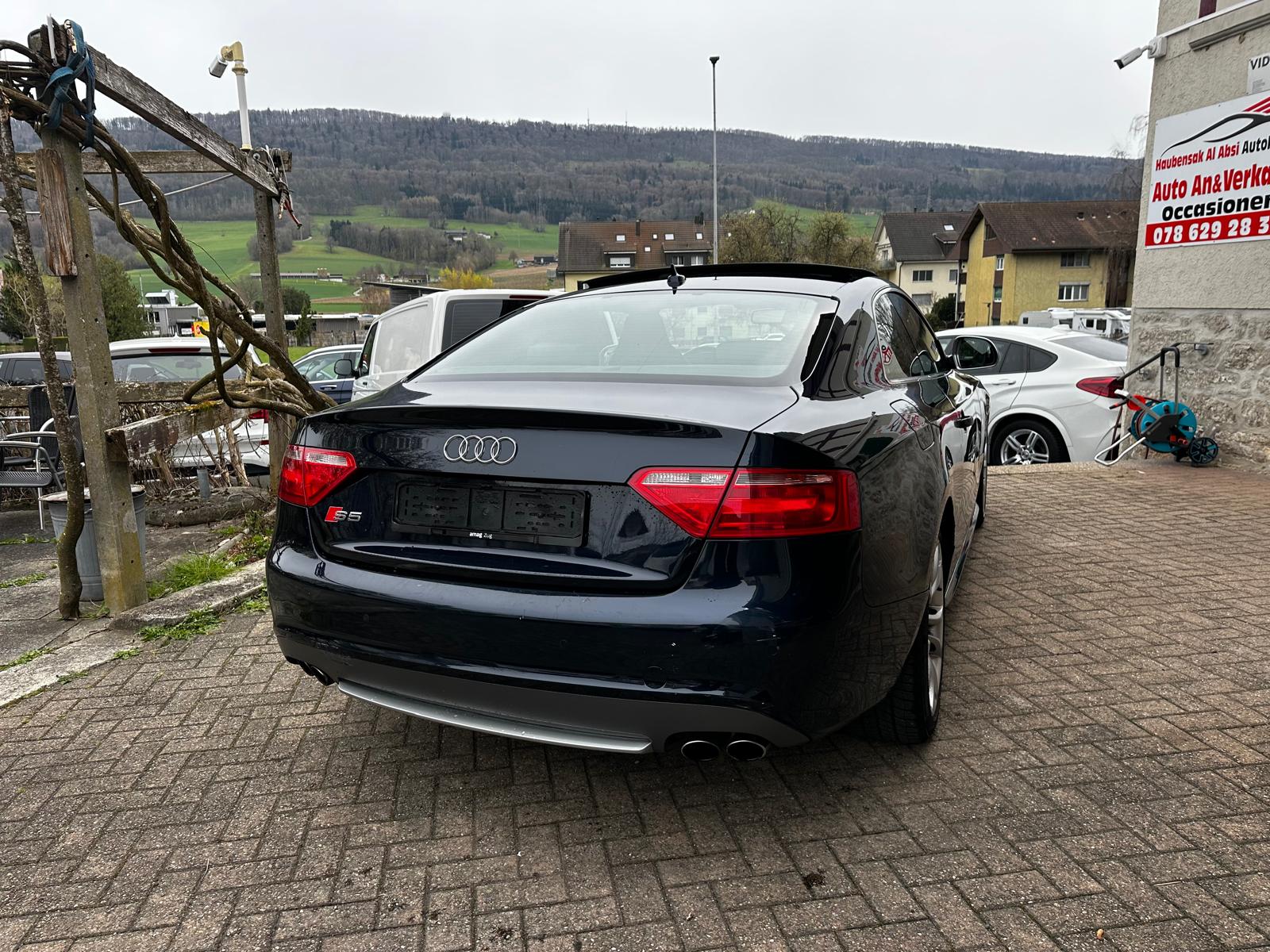 AUDI S5 Coupé 4.2 FSI quattro tiptronic-image-3