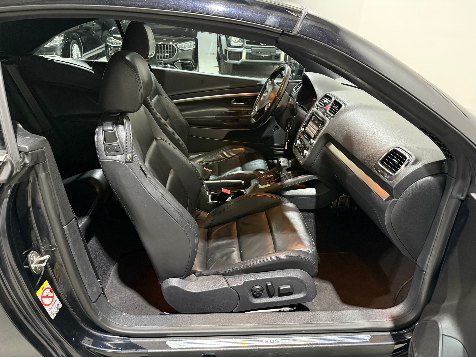 VW Eos 2.0 TSI DSG-image-12