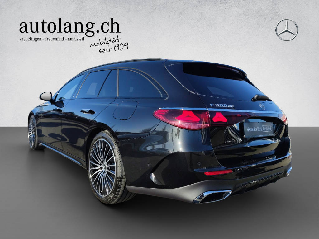 MERCEDES-BENZ E 300 de AMG Line 4Matic T-Modell-image-3