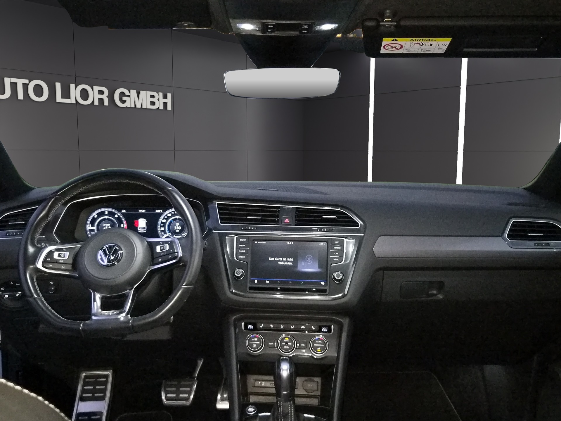VW Tiguan 2.0 TDI SCR Highline 4Motion DSG-image-10