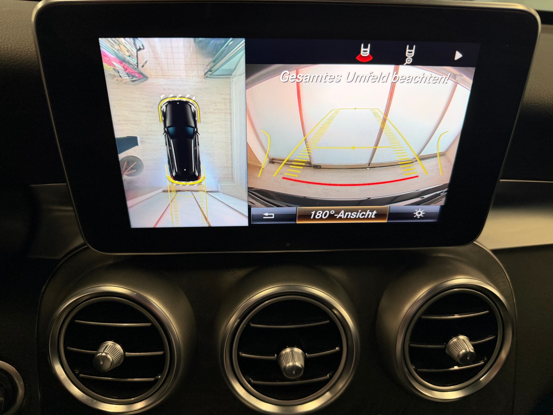 MERCEDES-BENZ C 350 e AMG Line 7G-Tronic-image-29