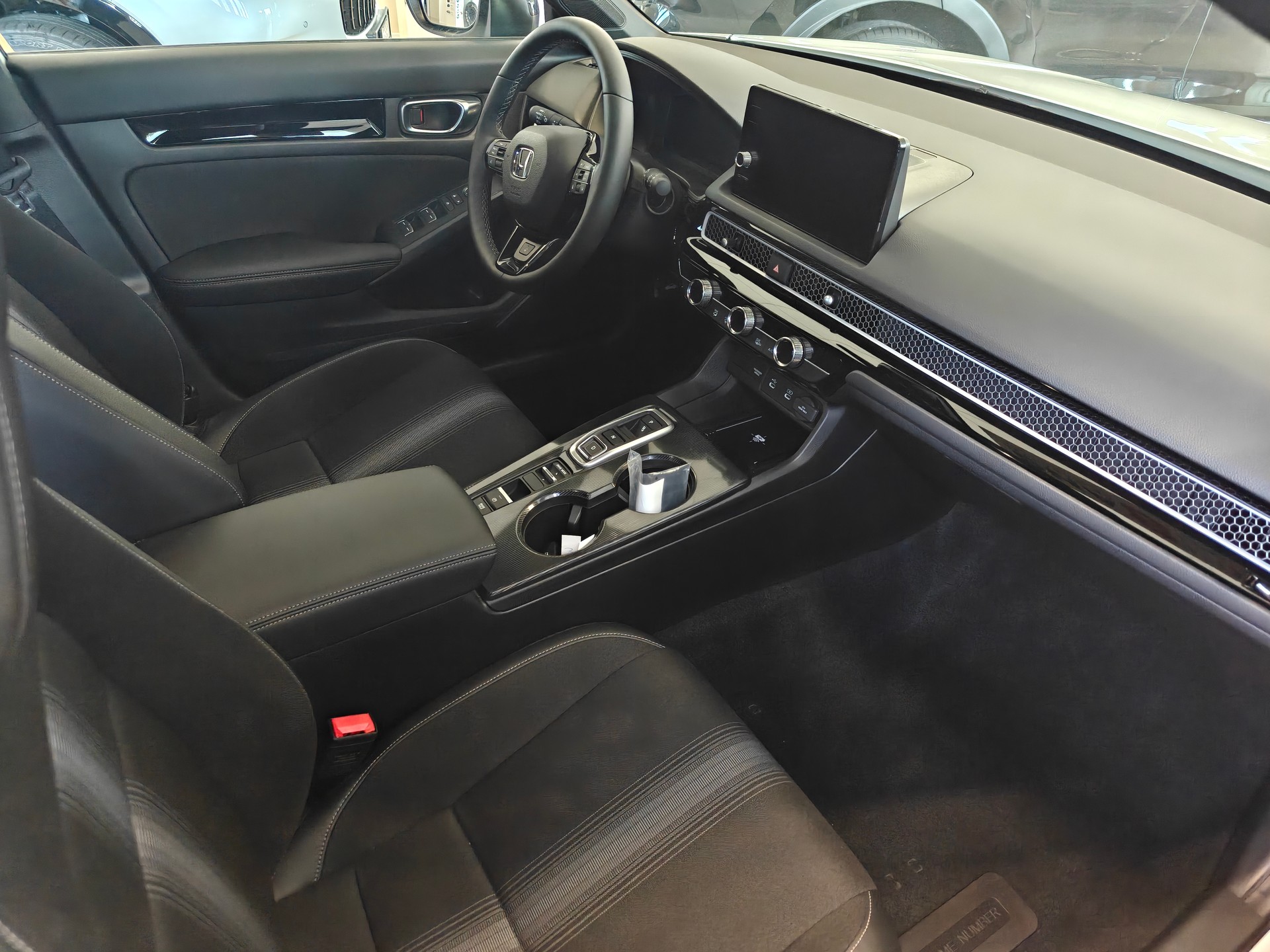 HONDA Civic 2.0 i-MMD HEV Sport-image-3