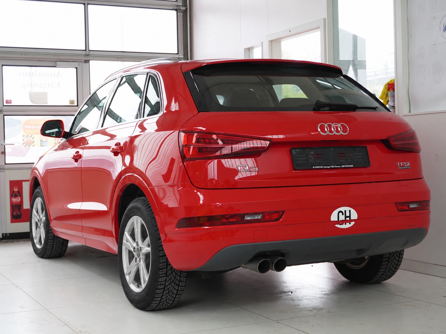 AUDI Q3 2.0 TFSI sport quattro S-tronic-image-1