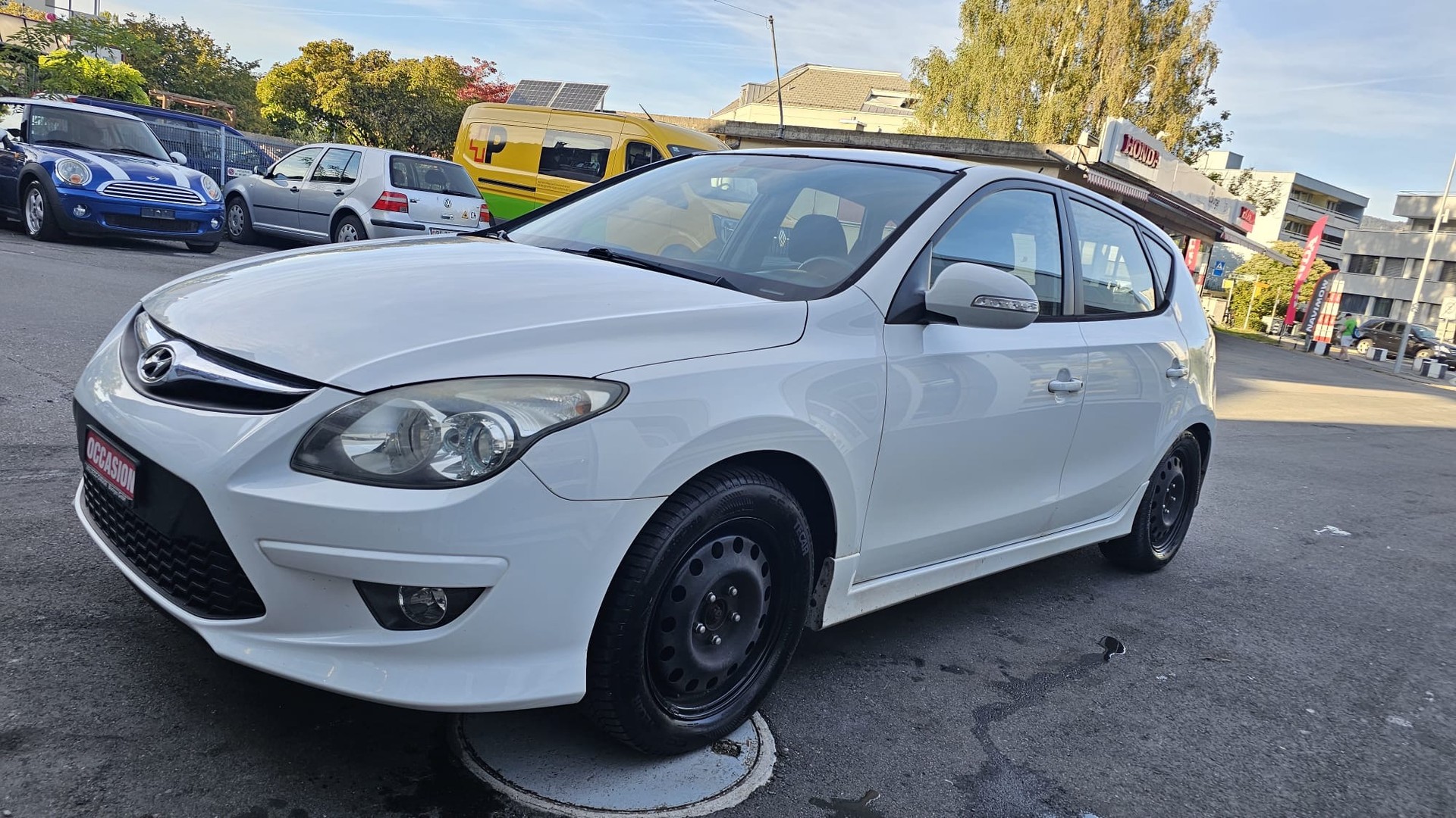 HYUNDAI i30 1.6 Style-image-2