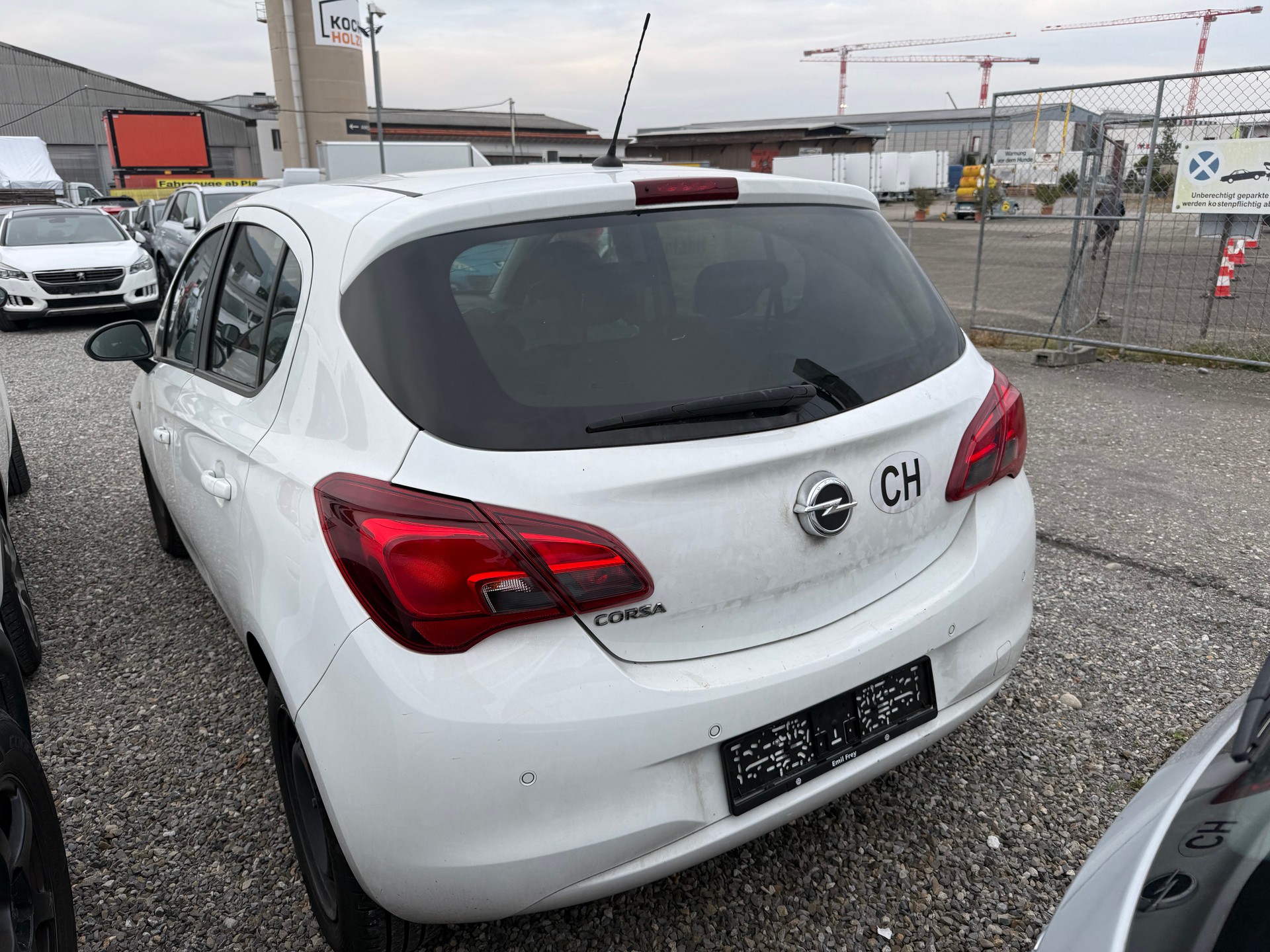 OPEL Corsa 1.4 TP Color Edition Automatic-image-3