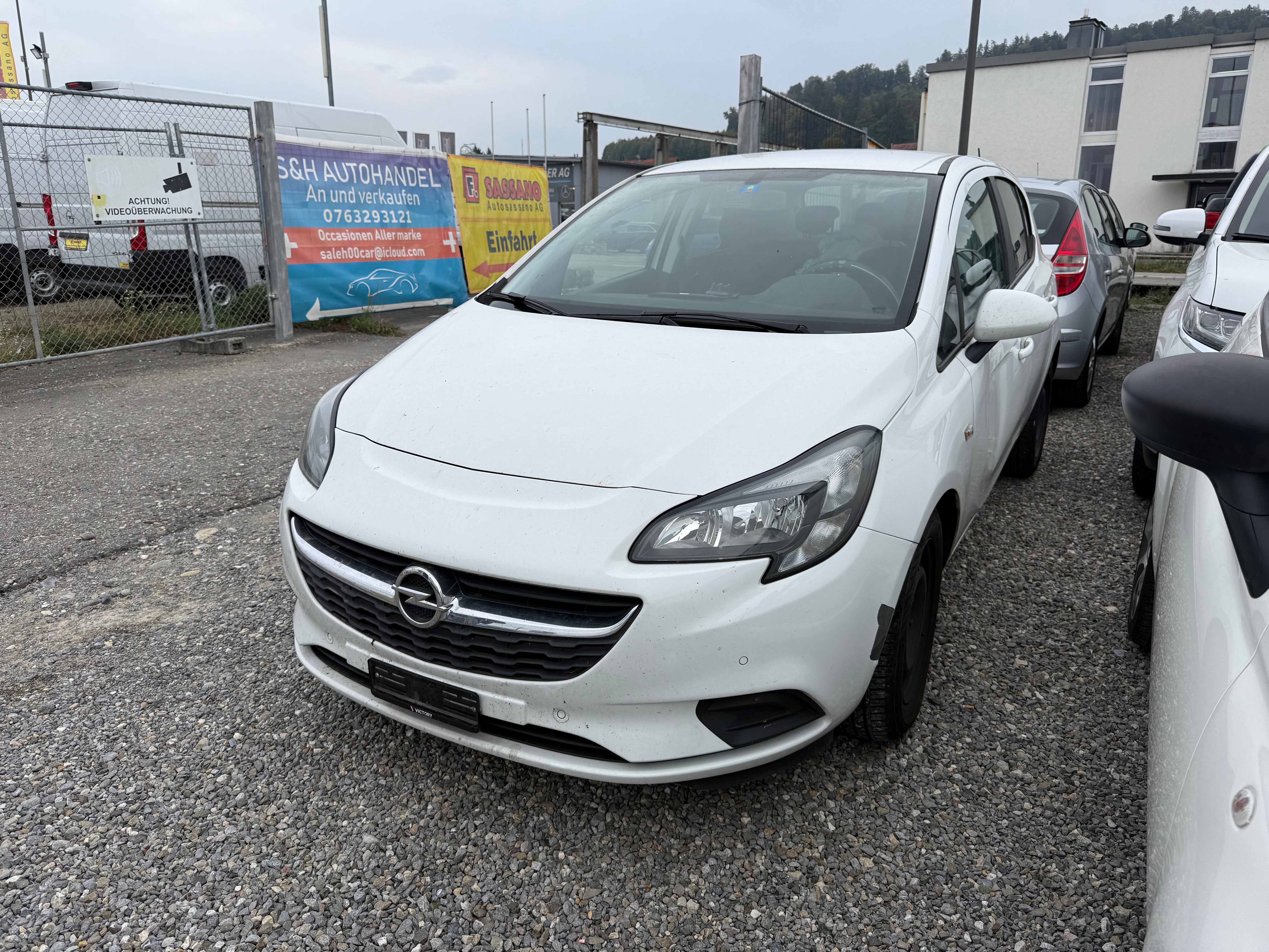 Car photo