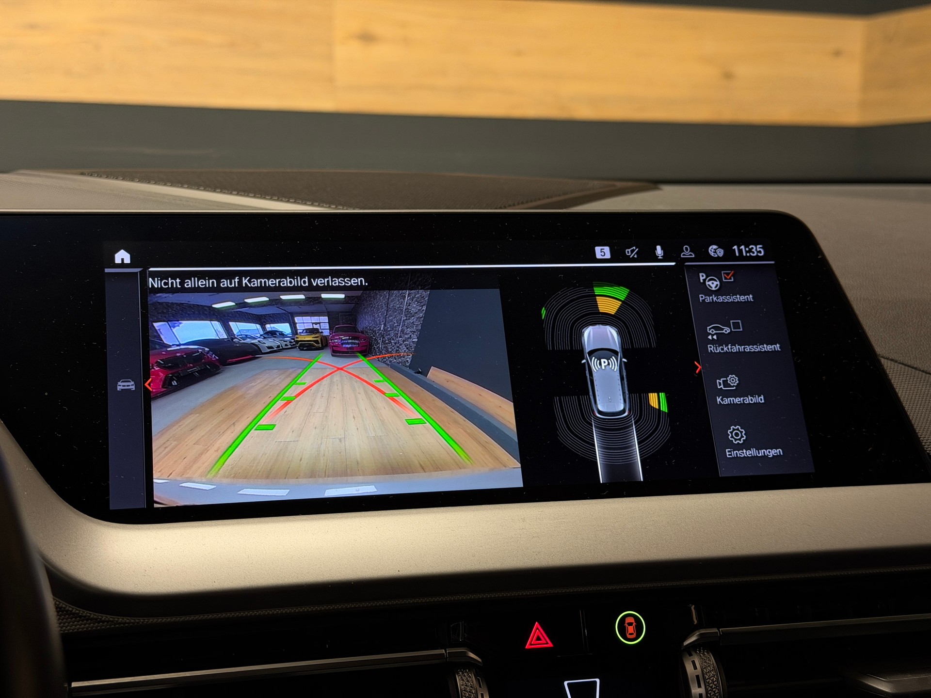 BMW 118i Pure M Sport Steptronic-image-13