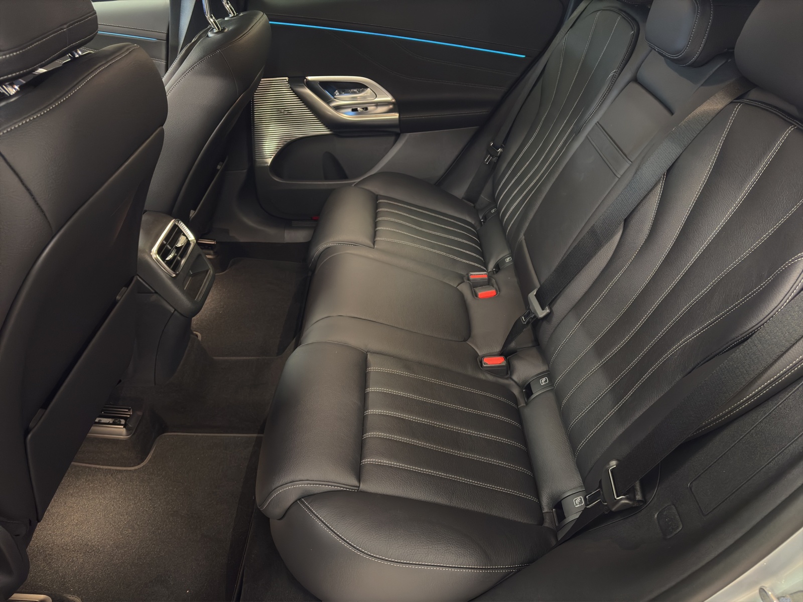 Image MERCEDES-BENZ GLC-400 GLC 400 4MATIC with EQ Technology