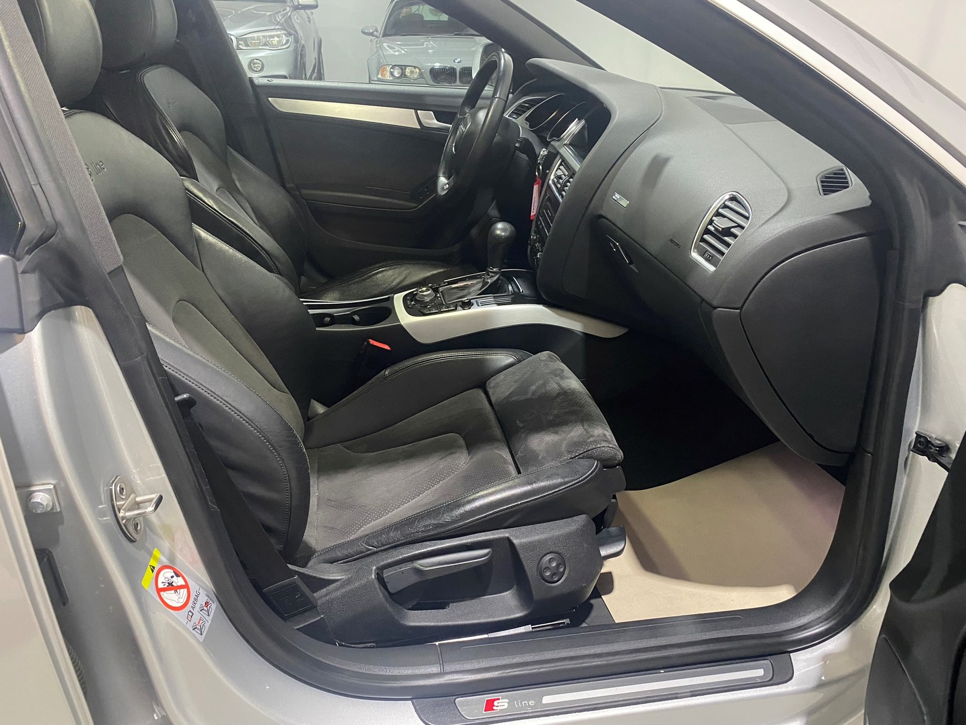 AUDI A5 Sportback 2.7 TDI multitronic-image-12