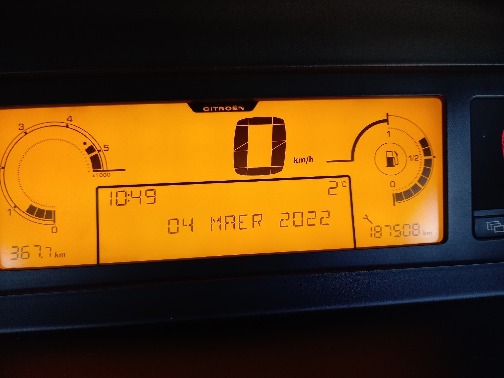 CITROEN Grand C4 Picasso 1.6 HDI 16V Dynamique-image-12