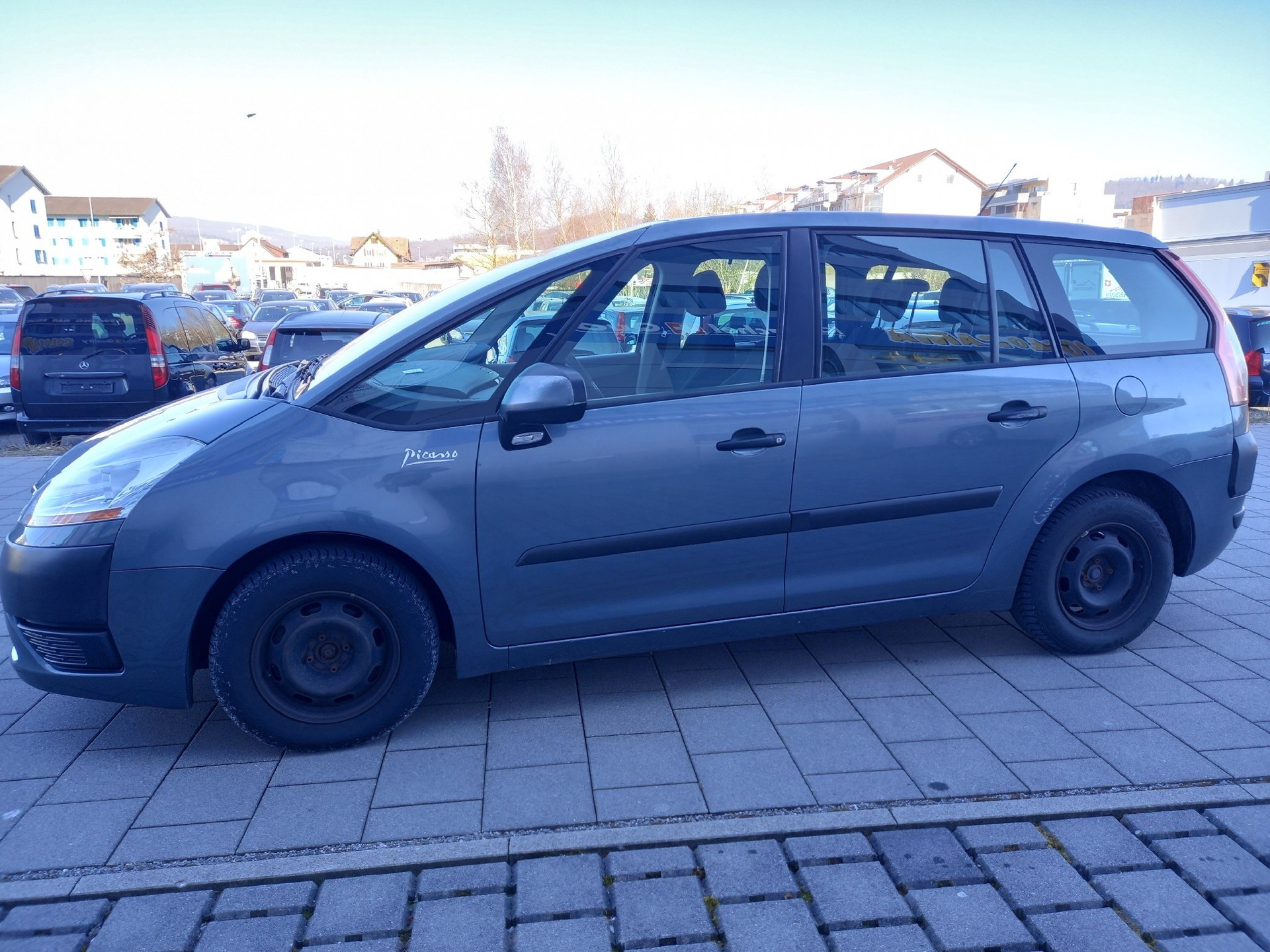 CITROEN Grand C4 Picasso 1.6 HDI 16V Dynamique-image-3