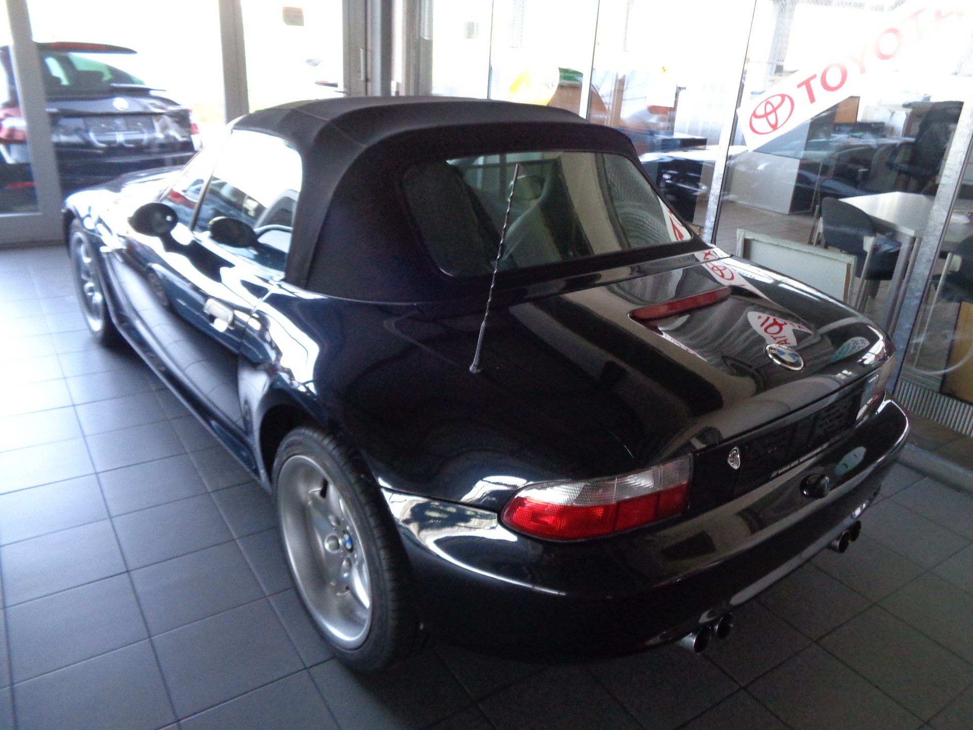 BMW M Roadster-image-1