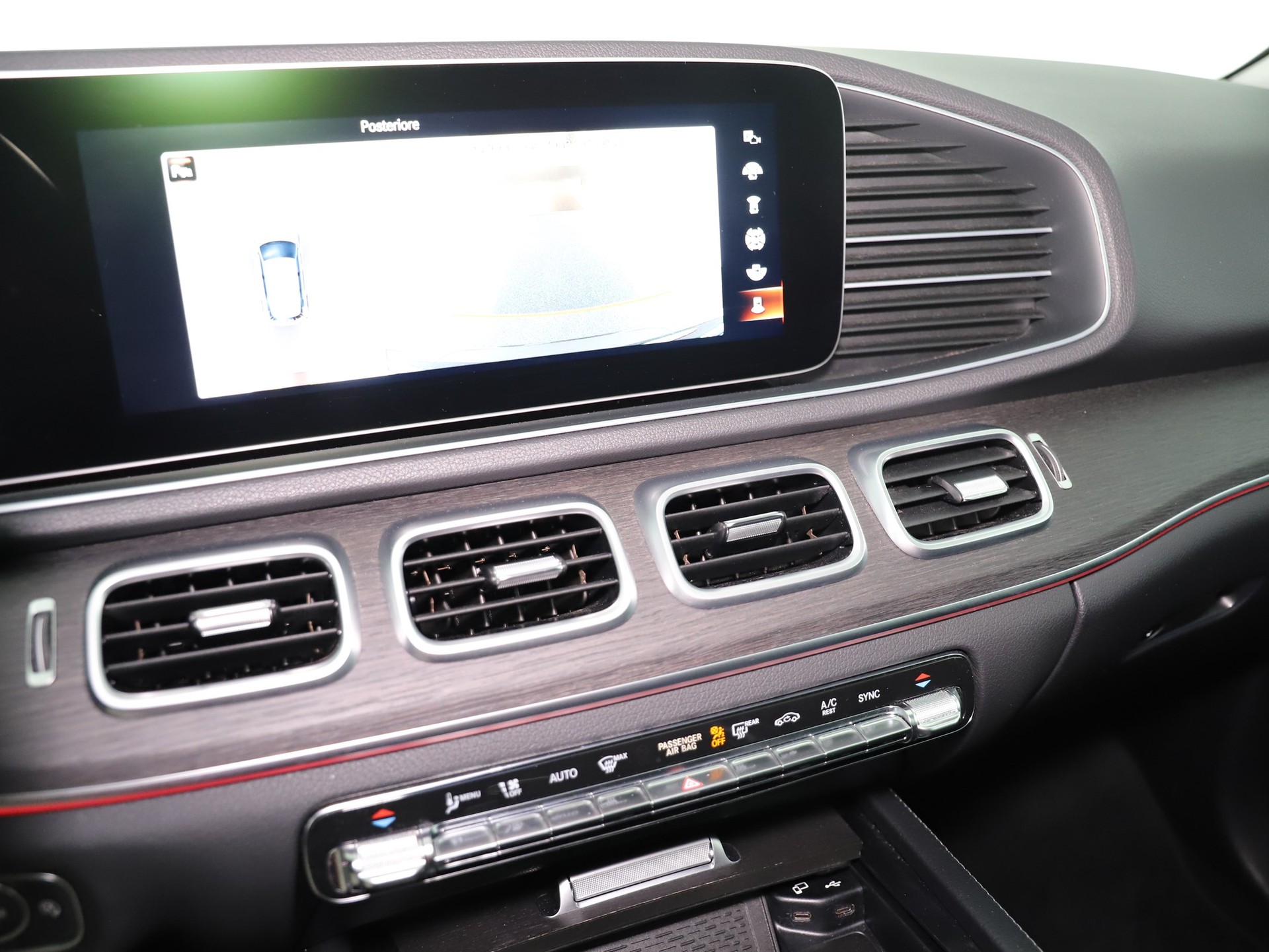 MERCEDES-BENZ GLE 450 4Matic-image-15