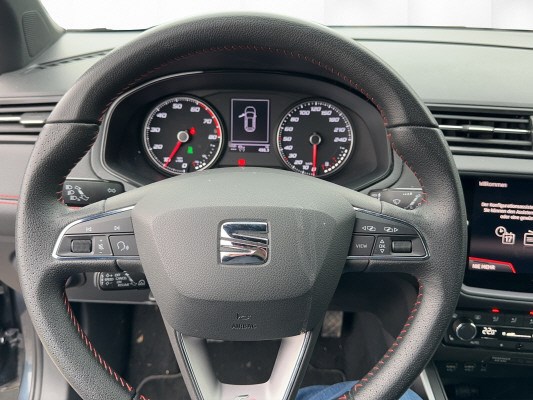 SEAT Arona 1.0TGI CNG SWISS FR-image-10