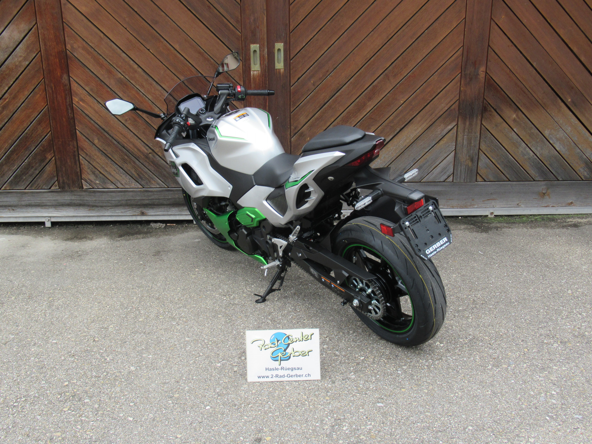 KAWASAKI Ninja 7 Hybrid-image-4