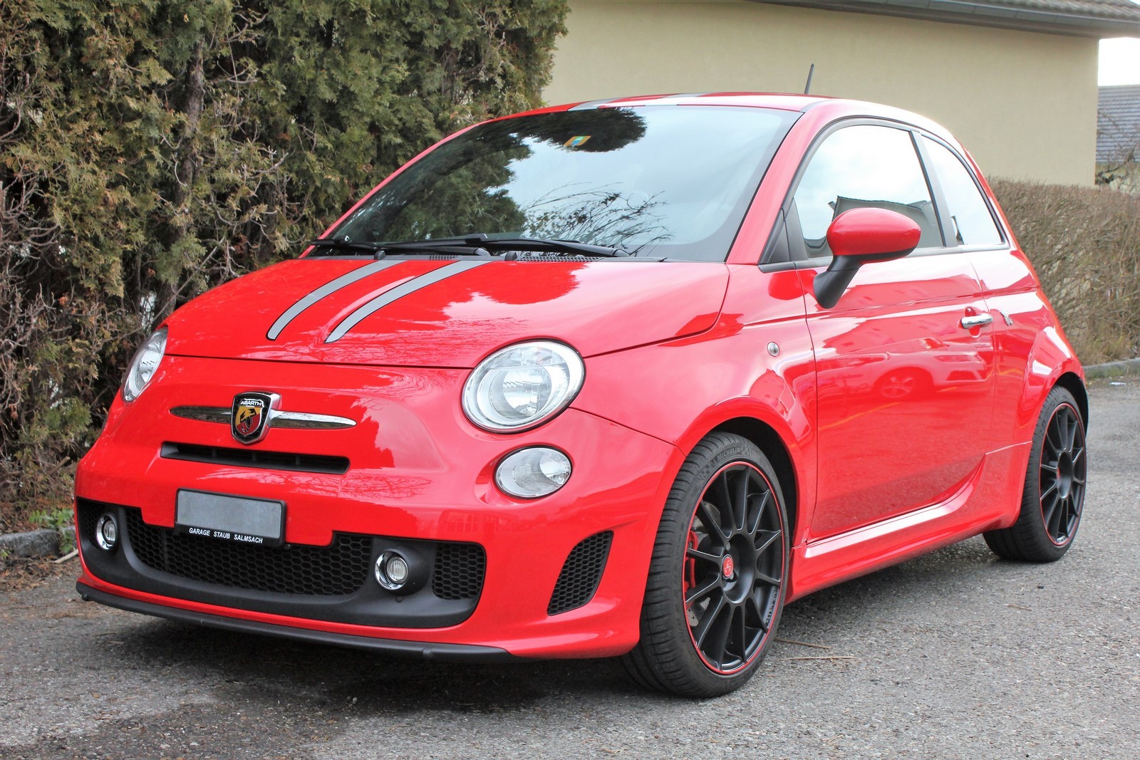 FIAT 500 1.4 16V Turbo Abarth 695 SS Ferrari Dealer Edition-image-8