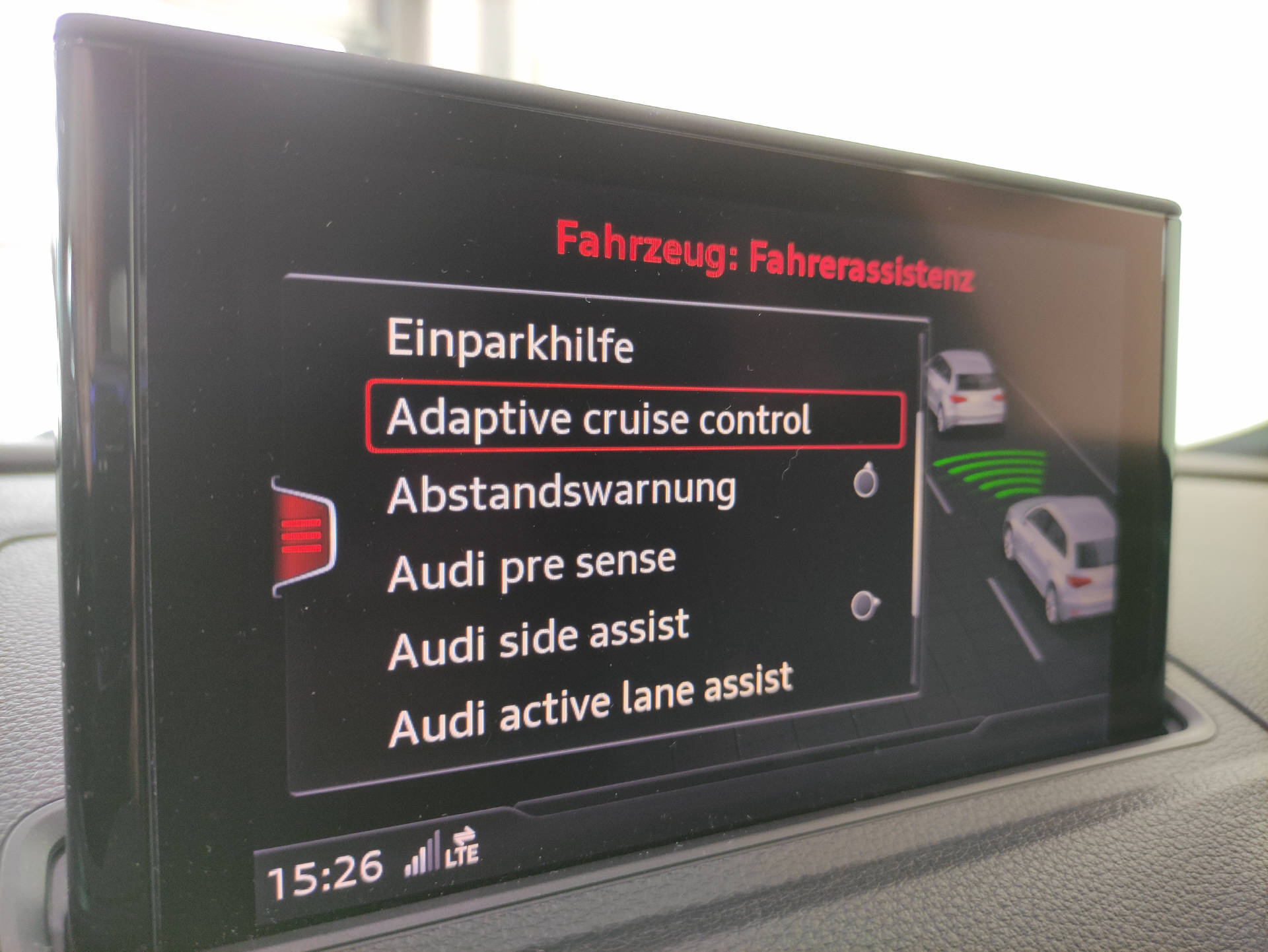AUDI S3 Sportback 2.0 TFSI quattro S-Tronic-image-8