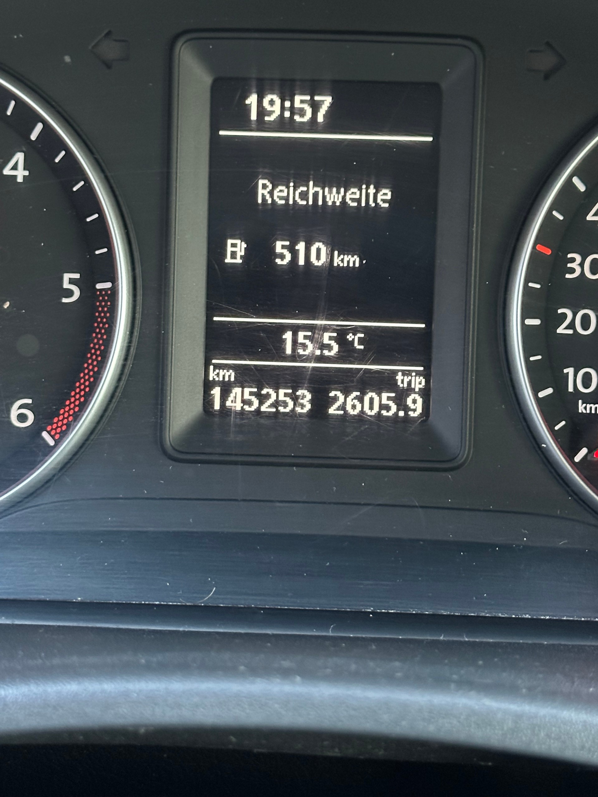 VW Caddy 2.0 TDI 4Motion-image-10
