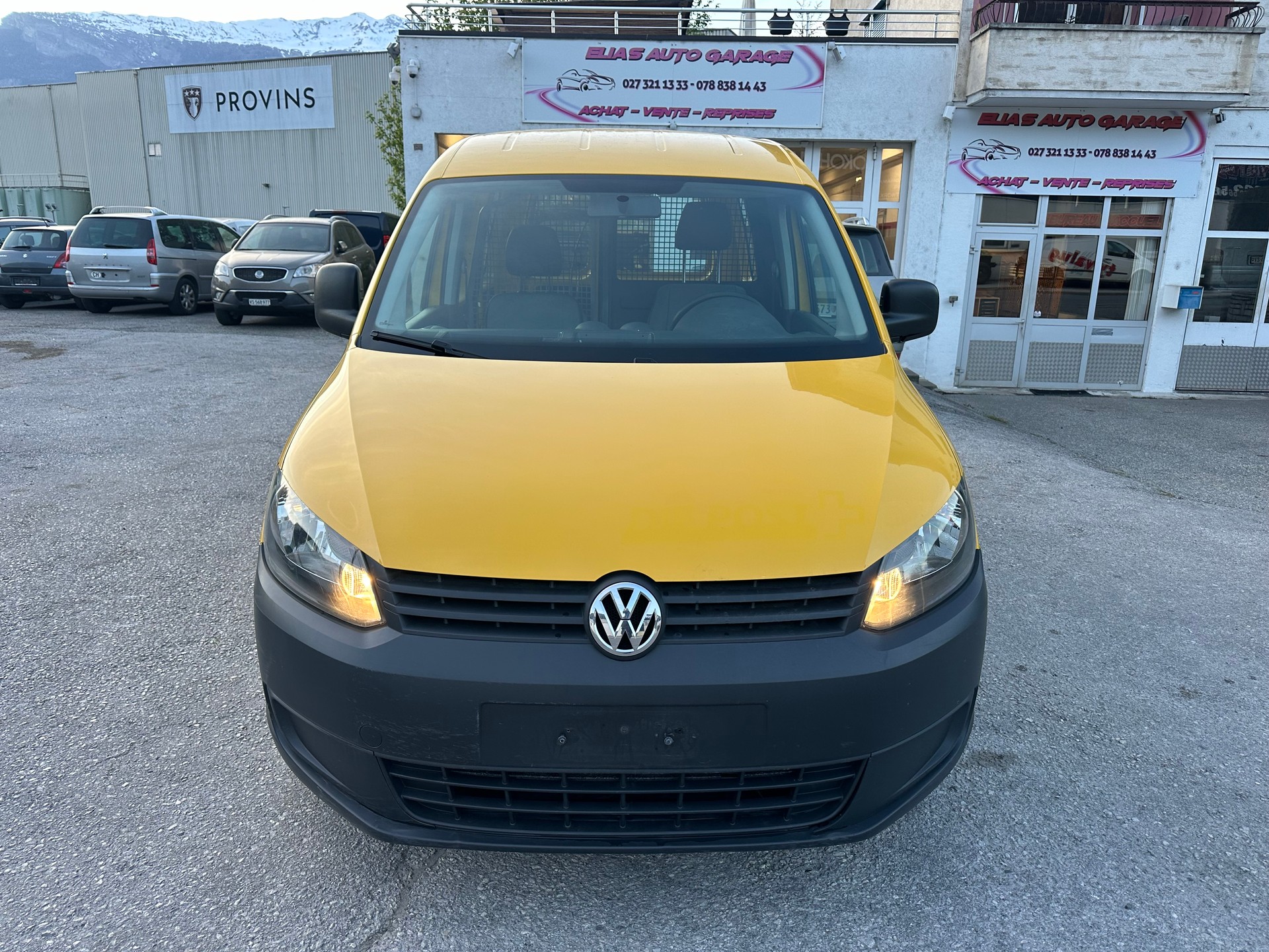 VW Caddy 2.0 TDI 4Motion-image-1