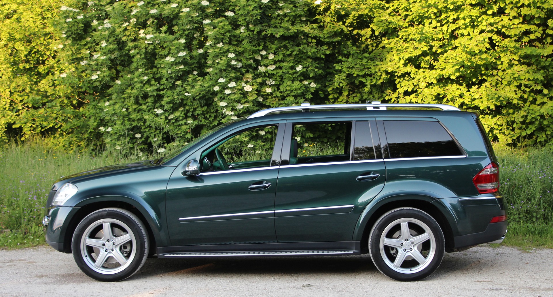 MERCEDES-BENZ GL 500 4Matic 7G-Tronic-image-22