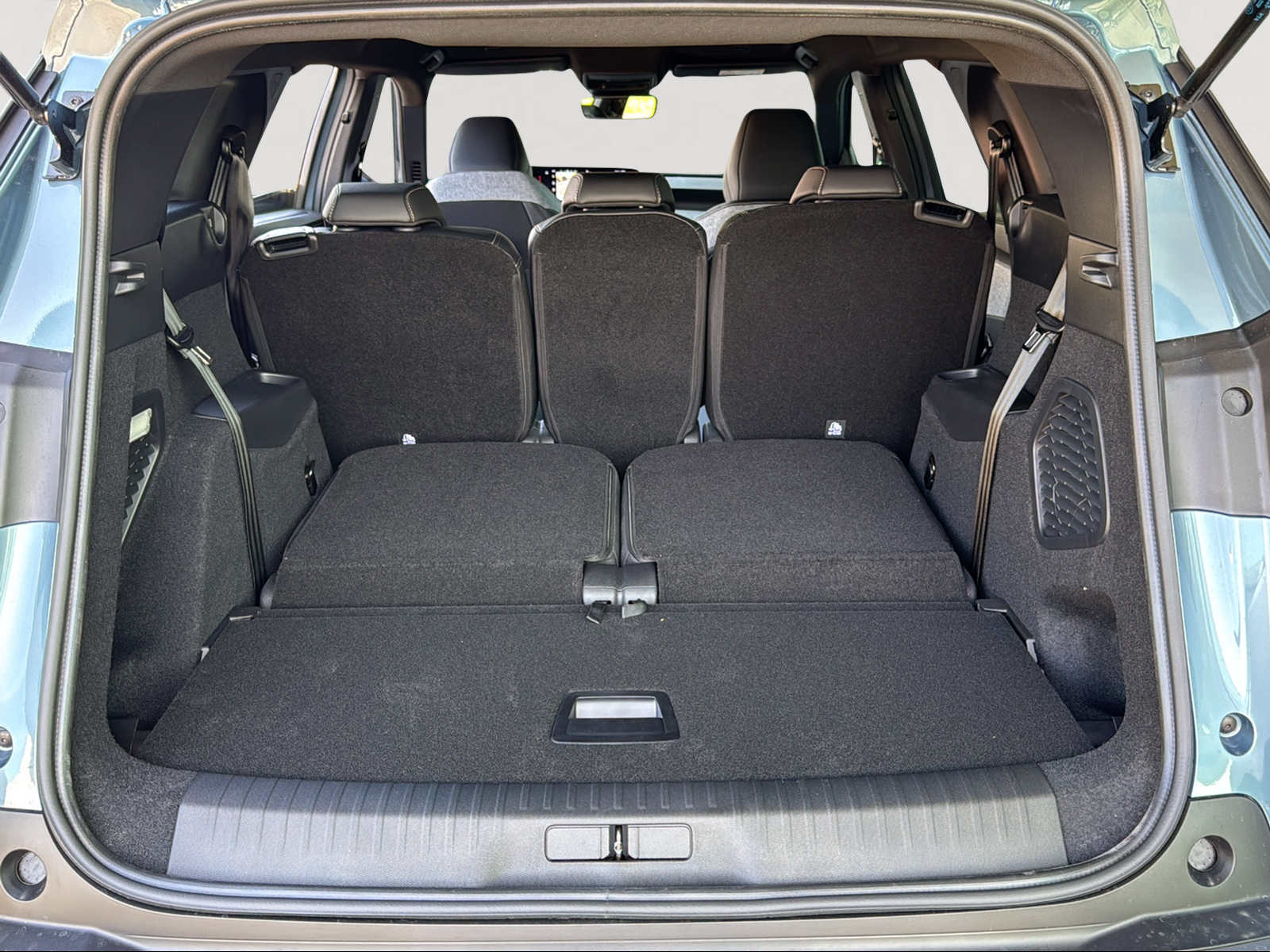 PEUGEOT 5008 145 Hybrid e-DCS6 Allure Premium 8 Jahre Garantie!!-image-21