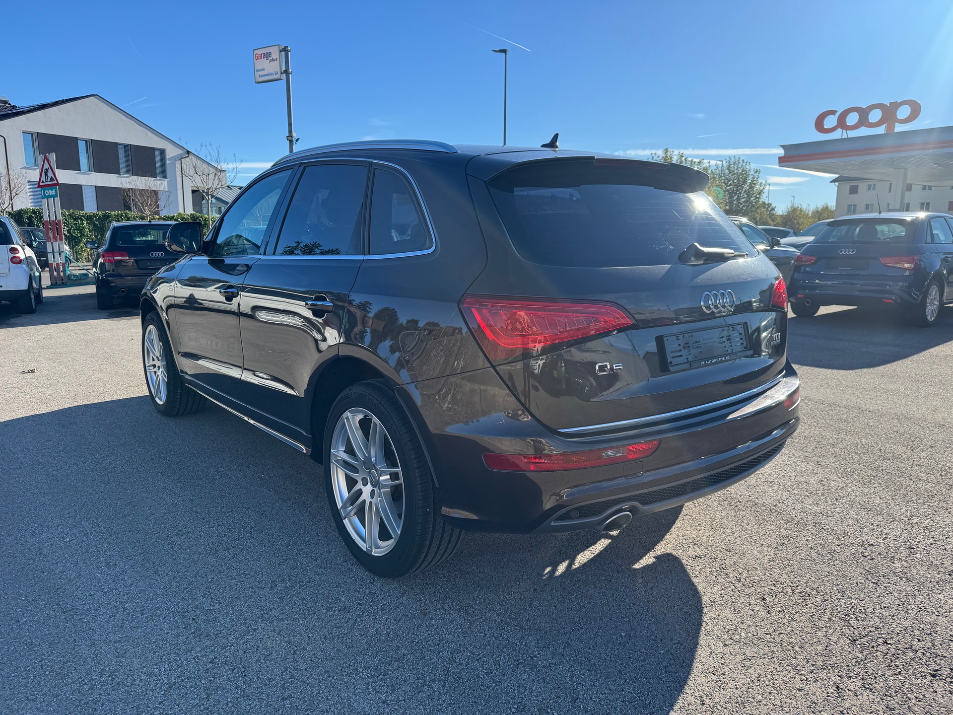 AUDI Q5 2.0 TDI quattro S-tronic-image-4