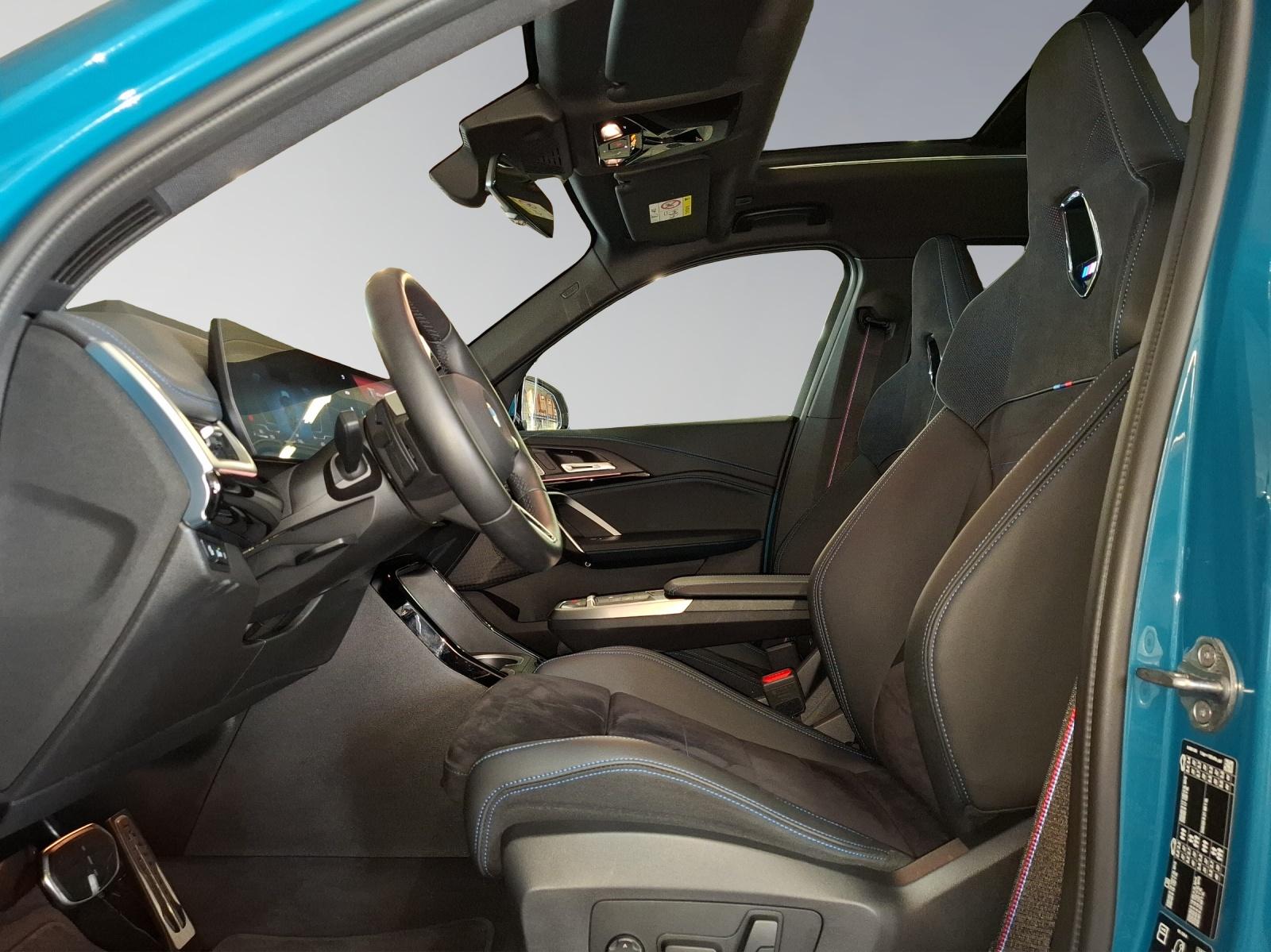 BMW X1 20d xDrive paddles-showroom-element-3