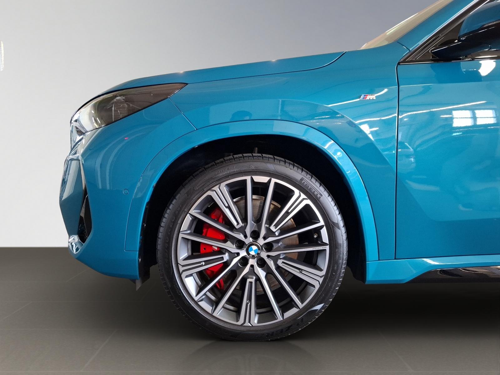 BMW X1 20d xDrive paddles-showroom-element-2