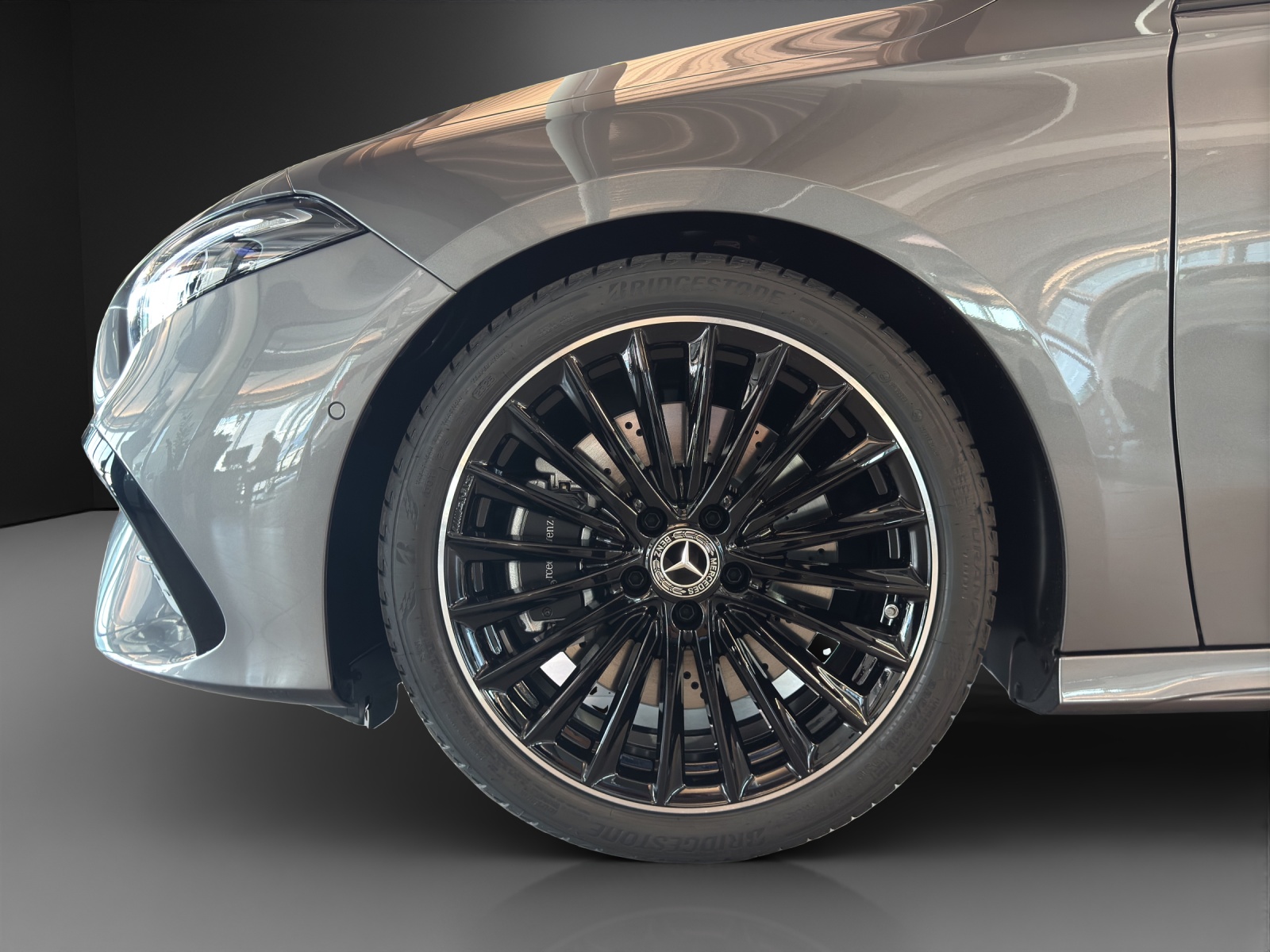 MERCEDES-BENZ A 250 4Matic 8G-DCT AMG Line-image-7